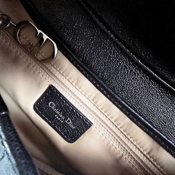 Dior Saddle Bag Vintage Black Goatskin Leather With Contrast Stitch - Picture 12 of 15